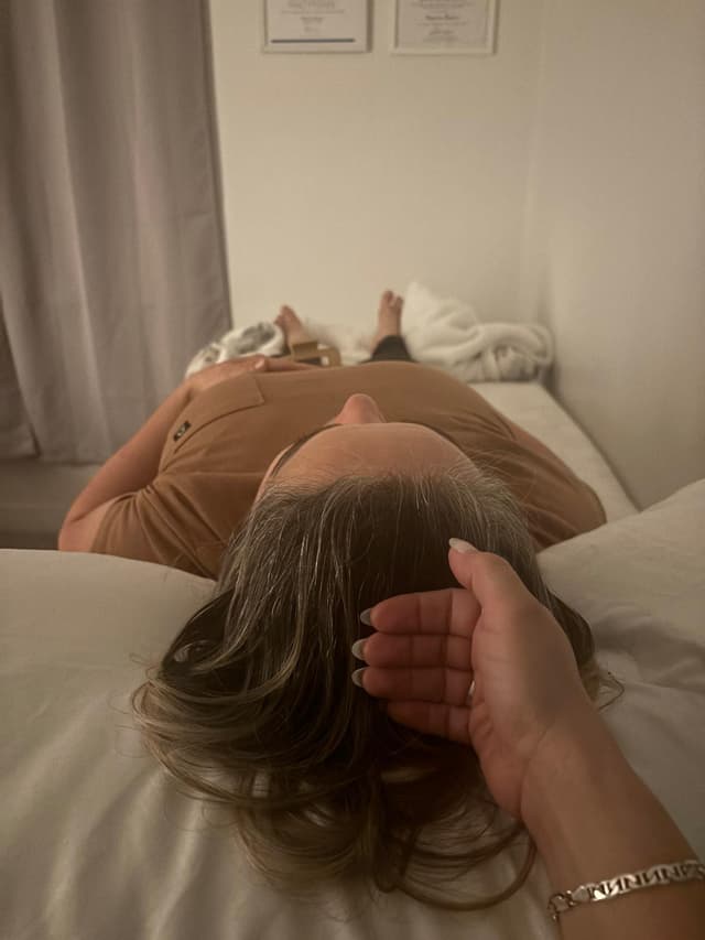 Learn some of the differences between conventional therapy and Access Bars